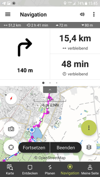 Outdooractive im Navigations-Modus auf einem Smartphone